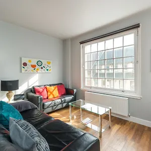  Apartment Royal Mile Modern United Kingdom